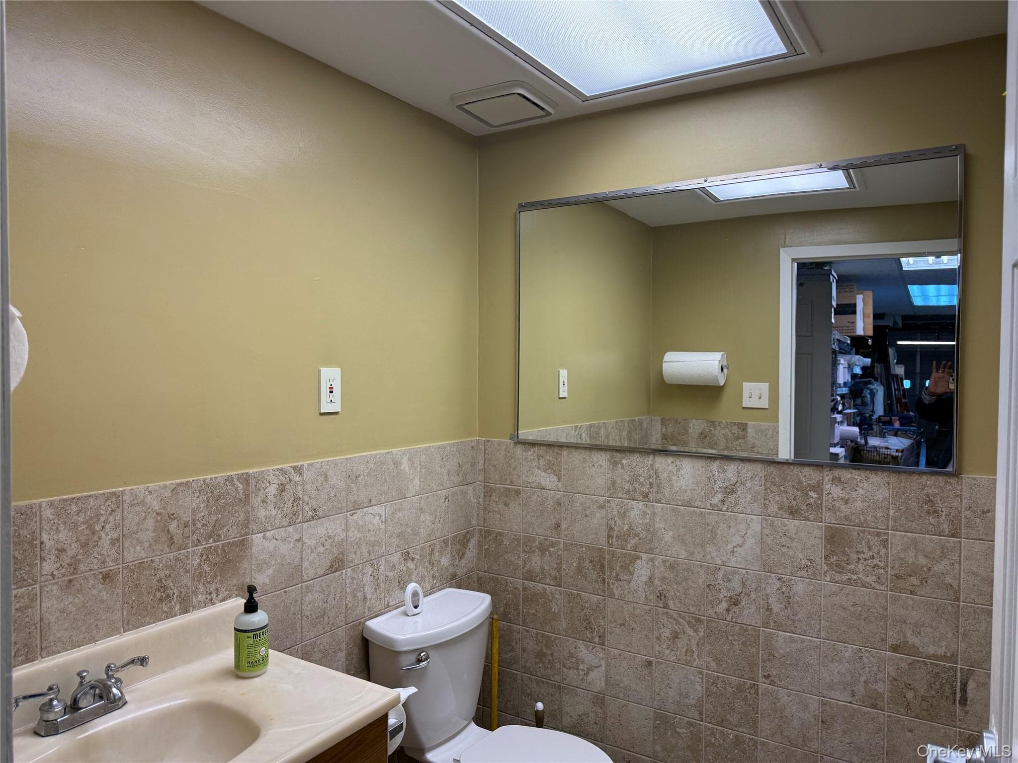 2329 Story Avenue AVE thumbnail 8