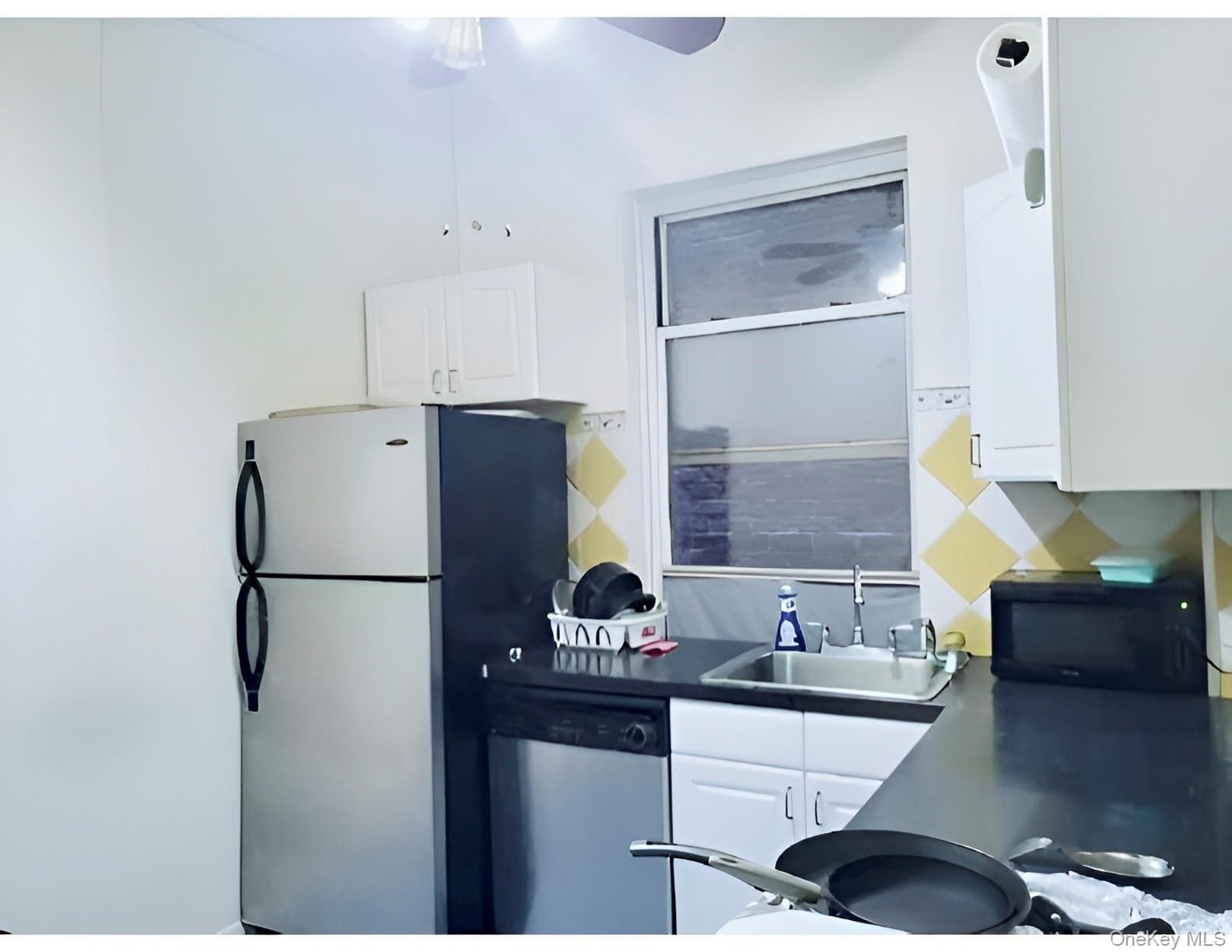 324 E 50th Street Unit: 3A thumbnail 9