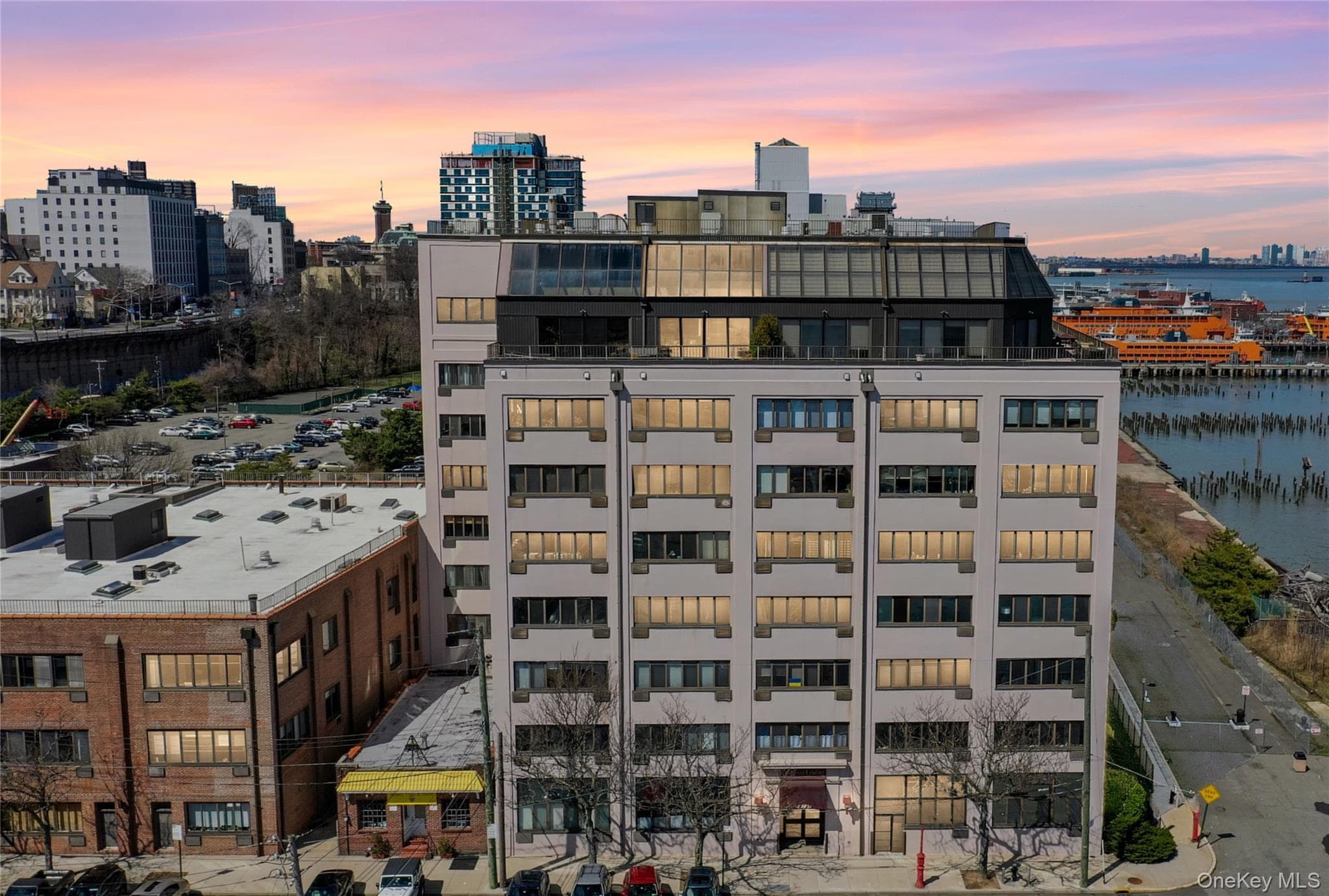 10 Bay Street Landing Unit: 8D thumbnail 33