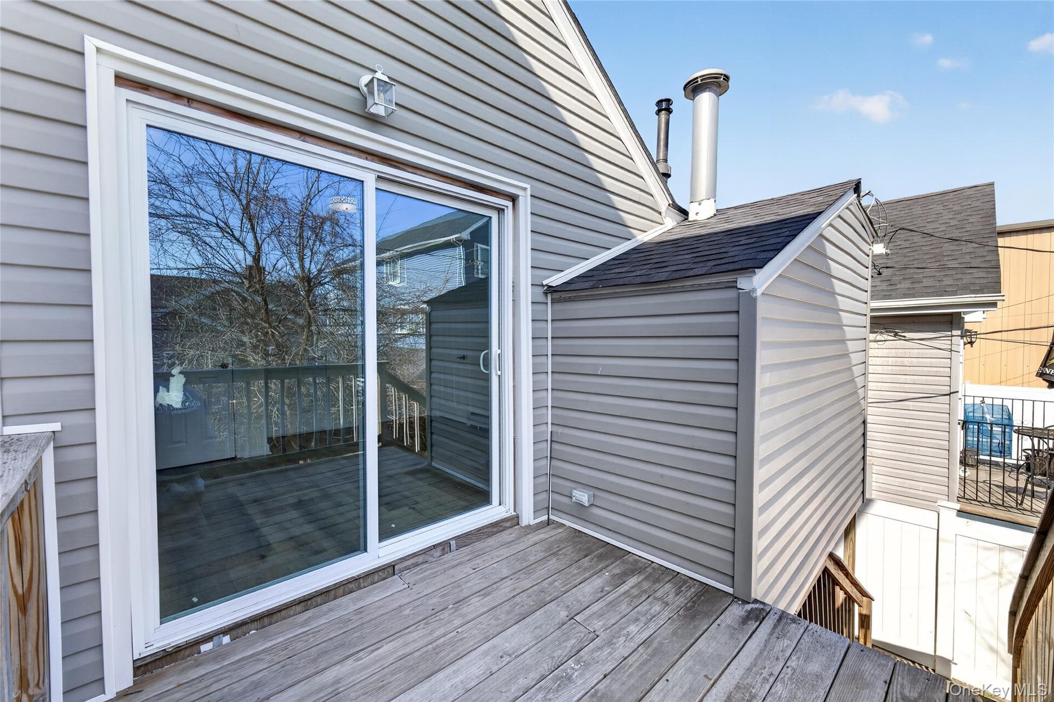 84 E Pine Street thumbnail 16