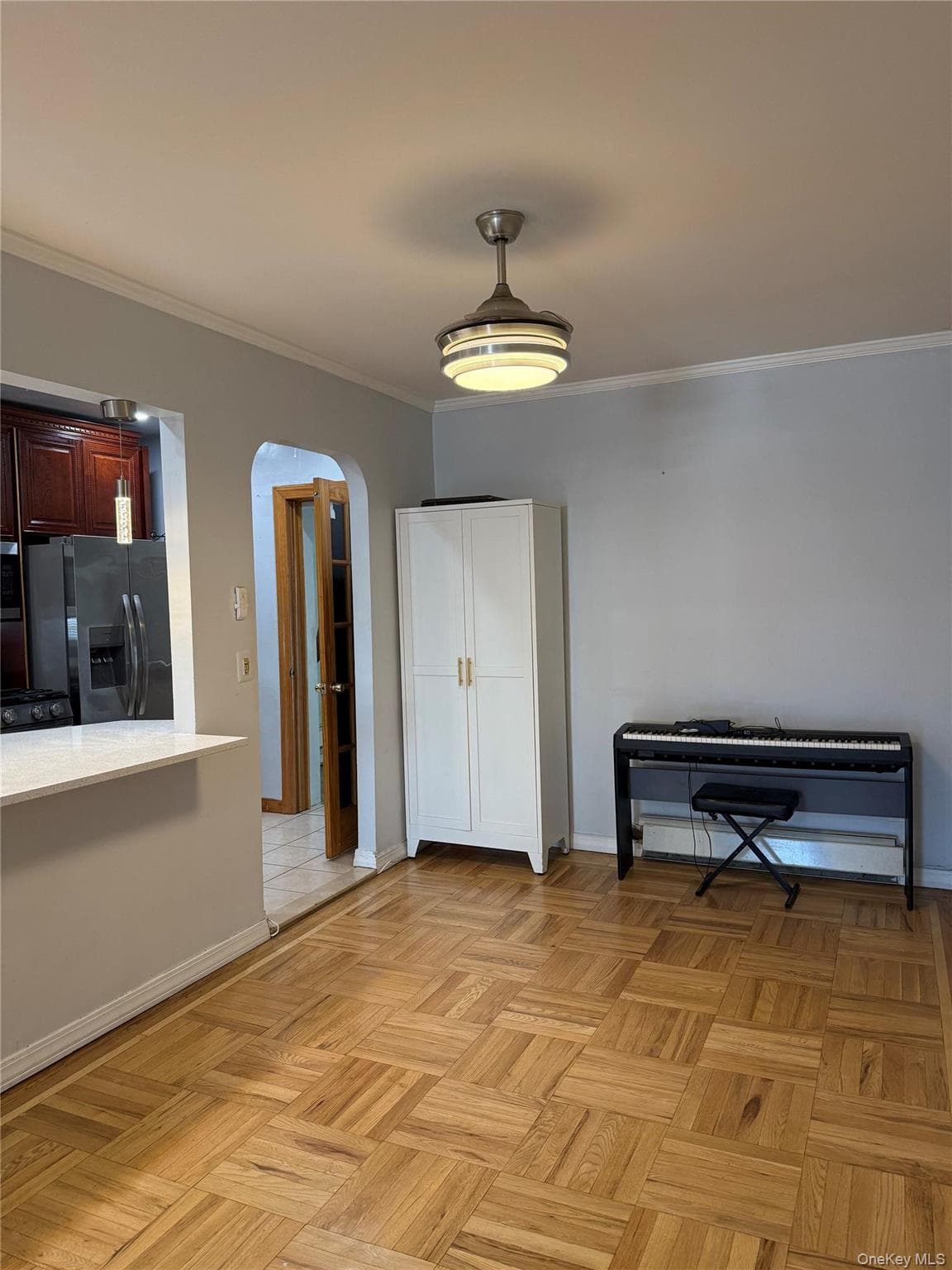 2944 Lurting Avenue thumbnail 5