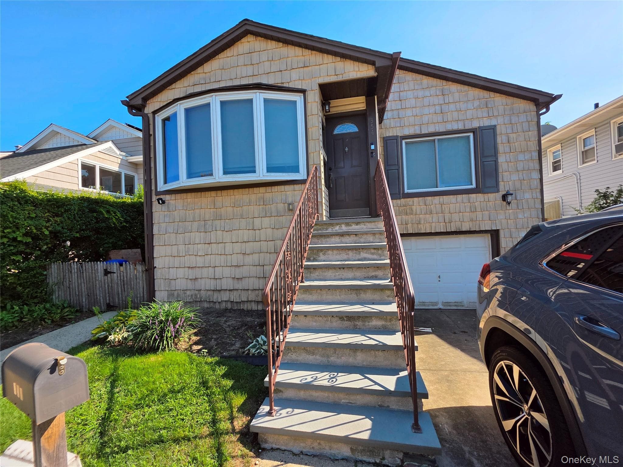 354 E Beech Street thumbnail 2