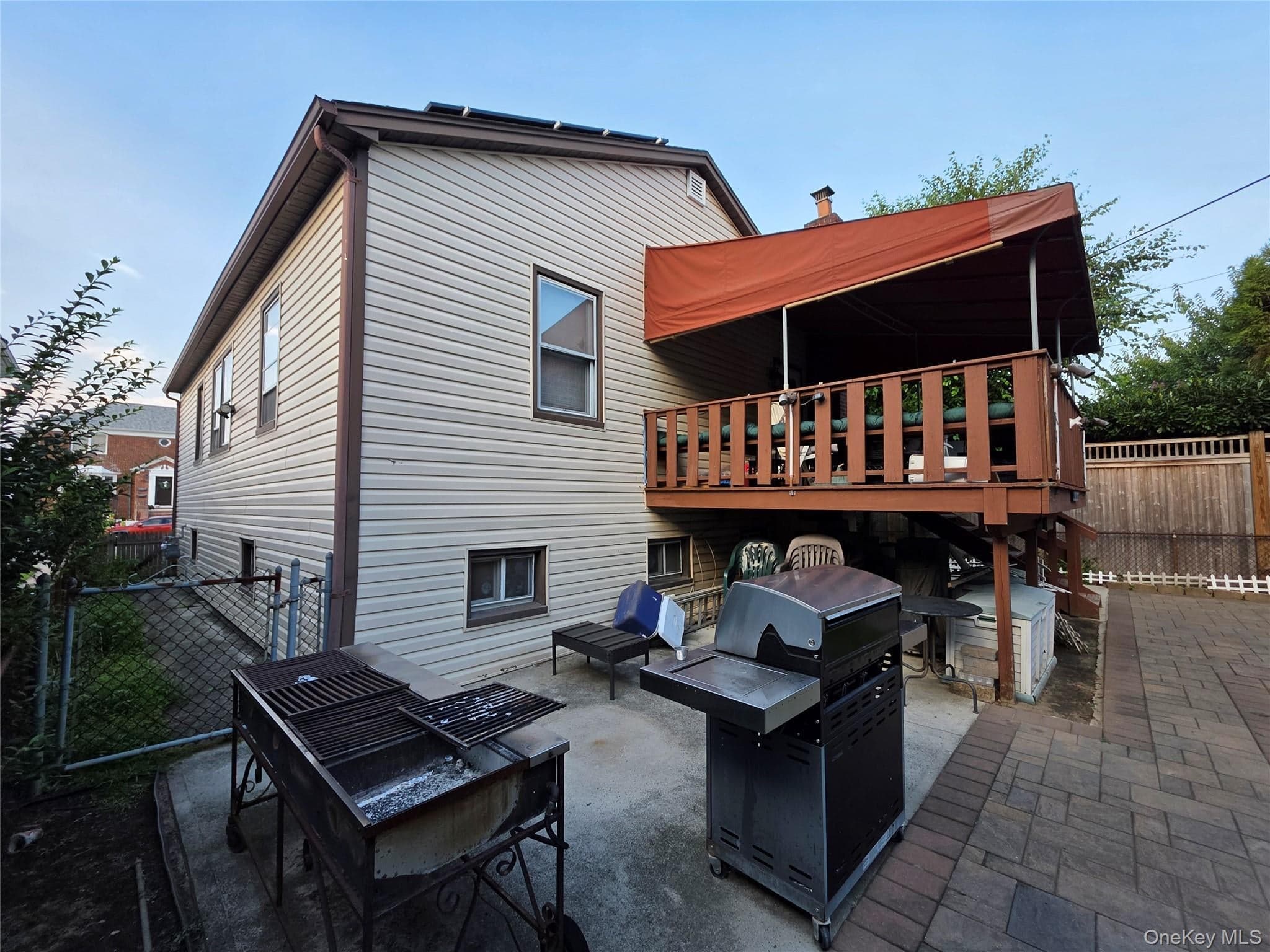354 E Beech Street thumbnail 12