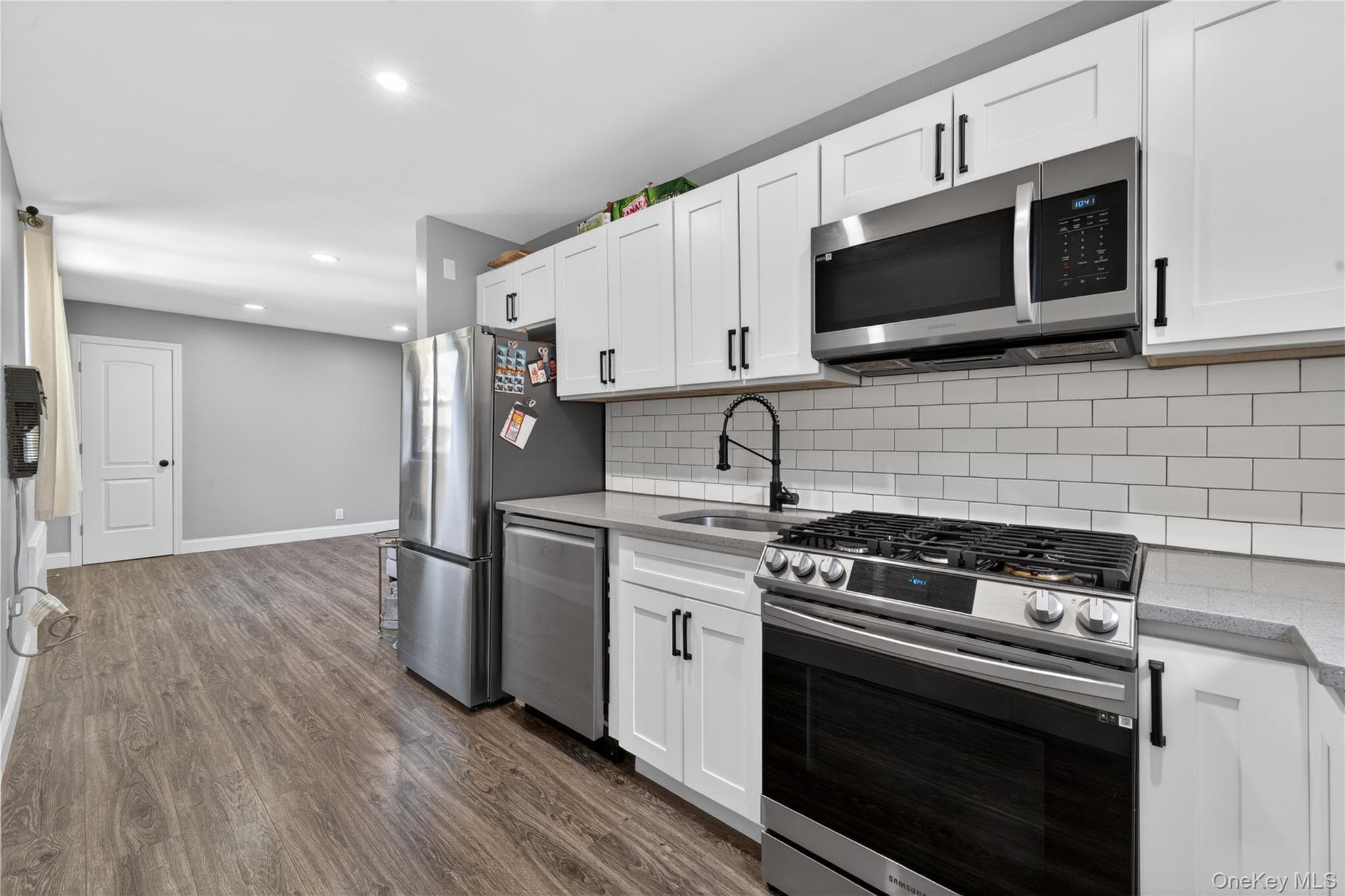56-21 Douglastion Parkway Unit: Upper photo 1
