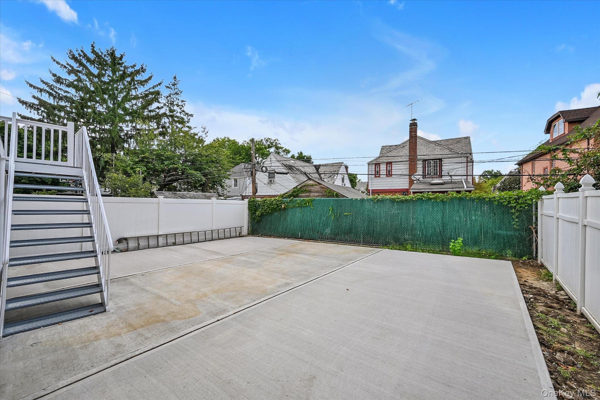 14123 Hoover Avenue thumbnail 15