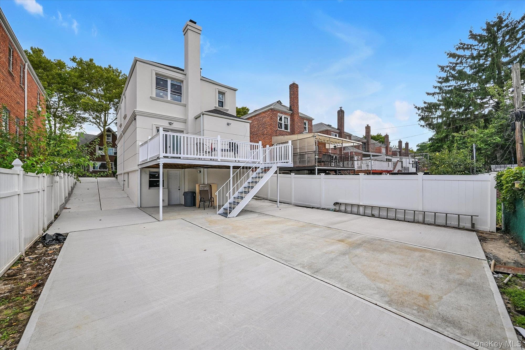 14123 Hoover Avenue thumbnail 14