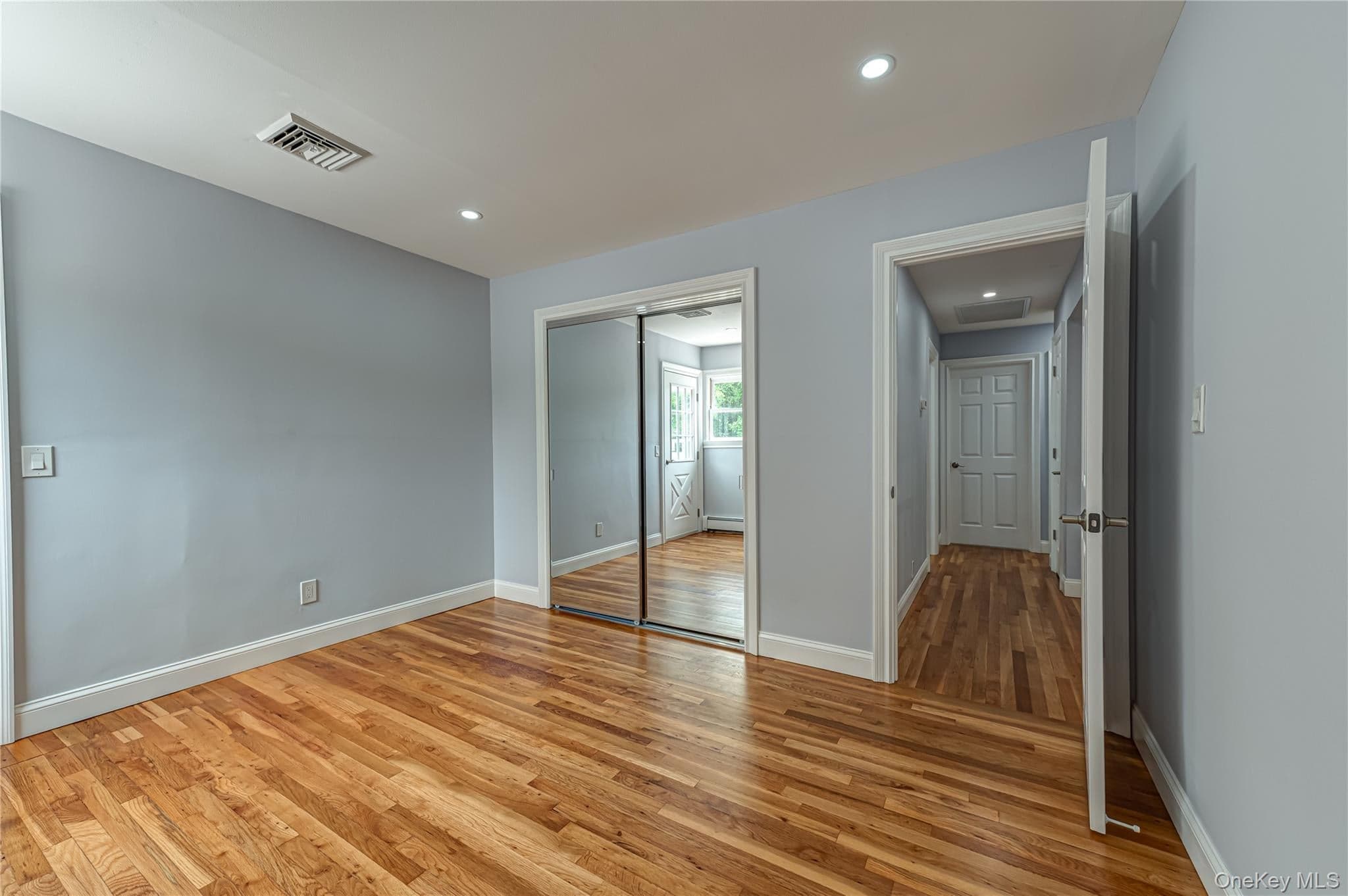 696 Peter Paul Drive thumbnail 12