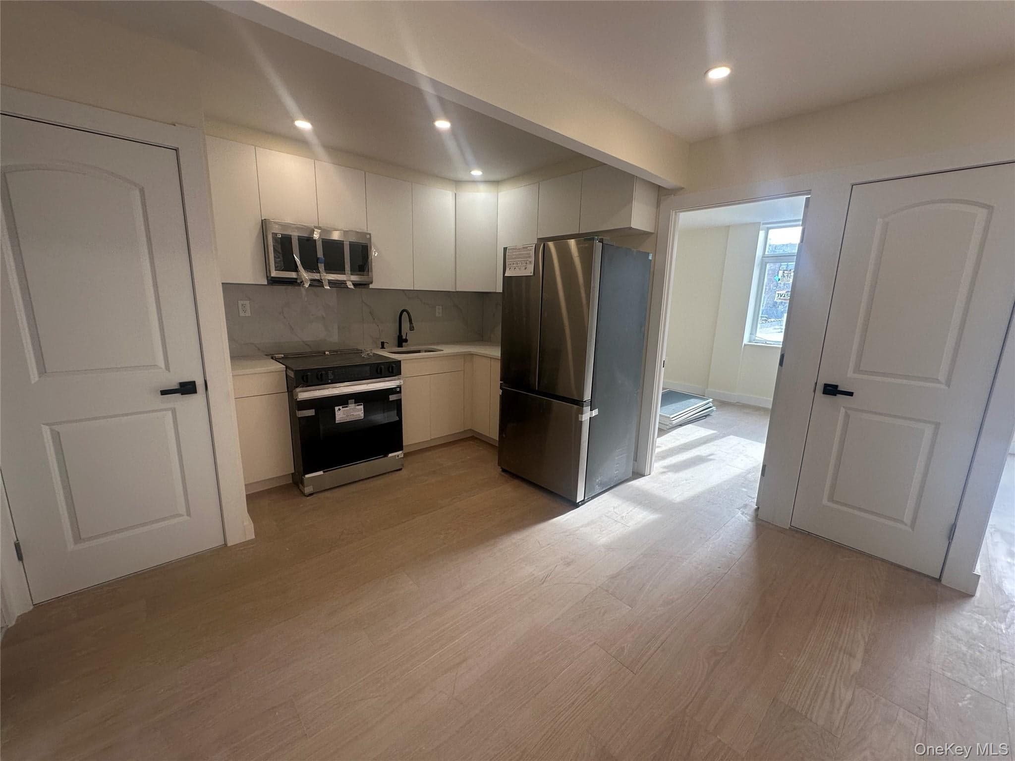 8840 54th Avenue Unit: 2B, Elmhurst