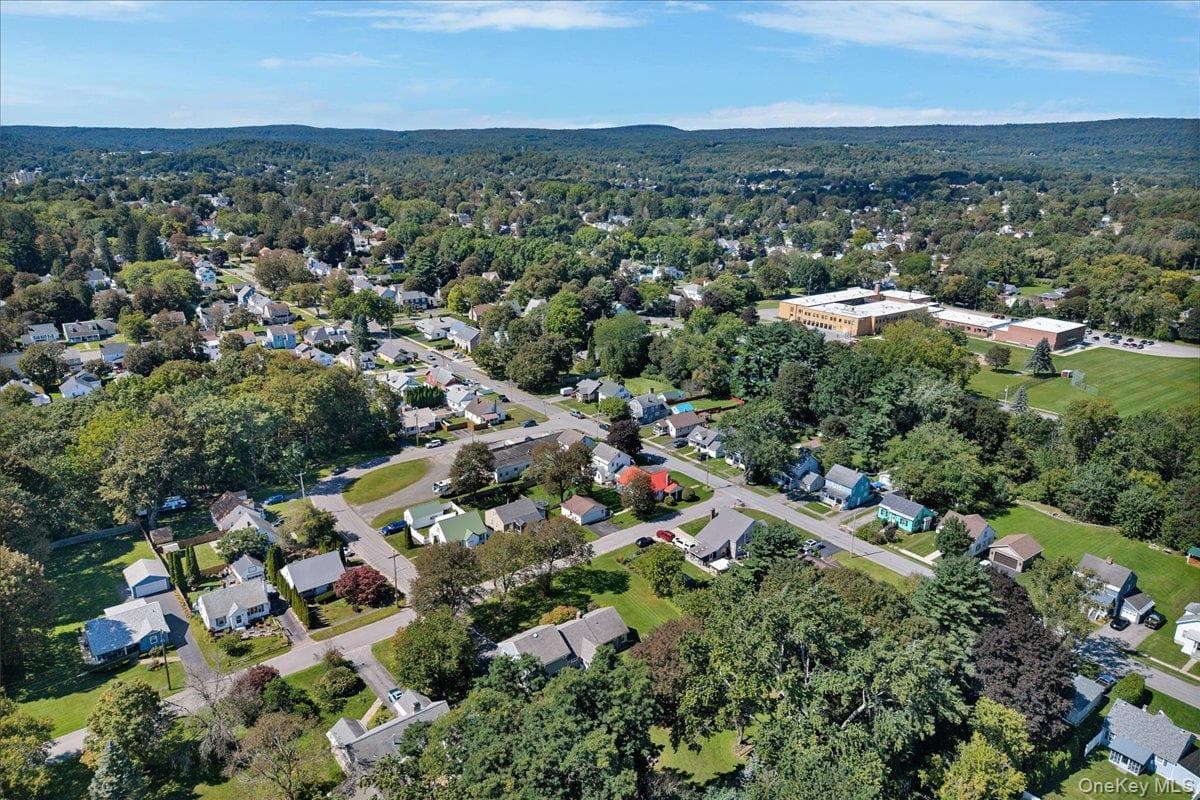 10 Eastland Avenue thumbnail 49