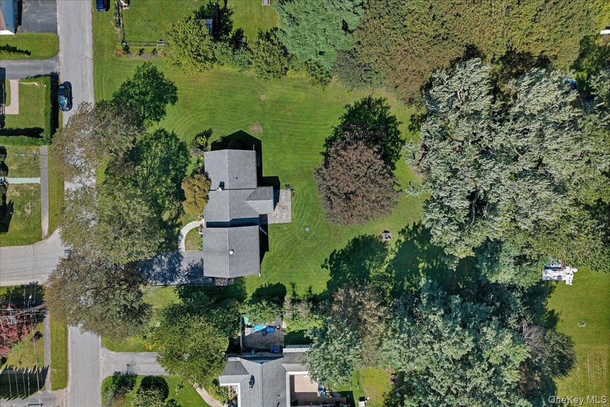 10 Eastland Avenue thumbnail 43