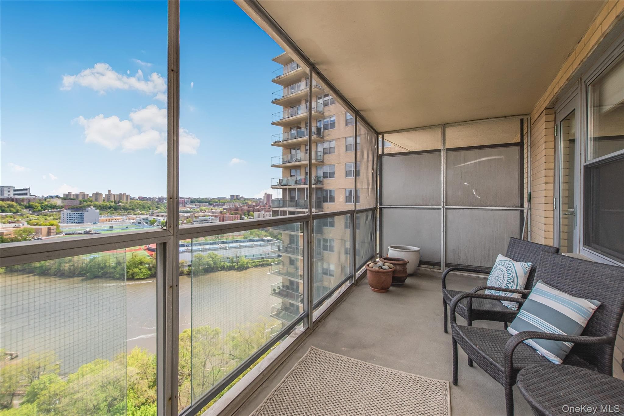 2500 Johnson Avenue Unit: 15R thumbnail 11