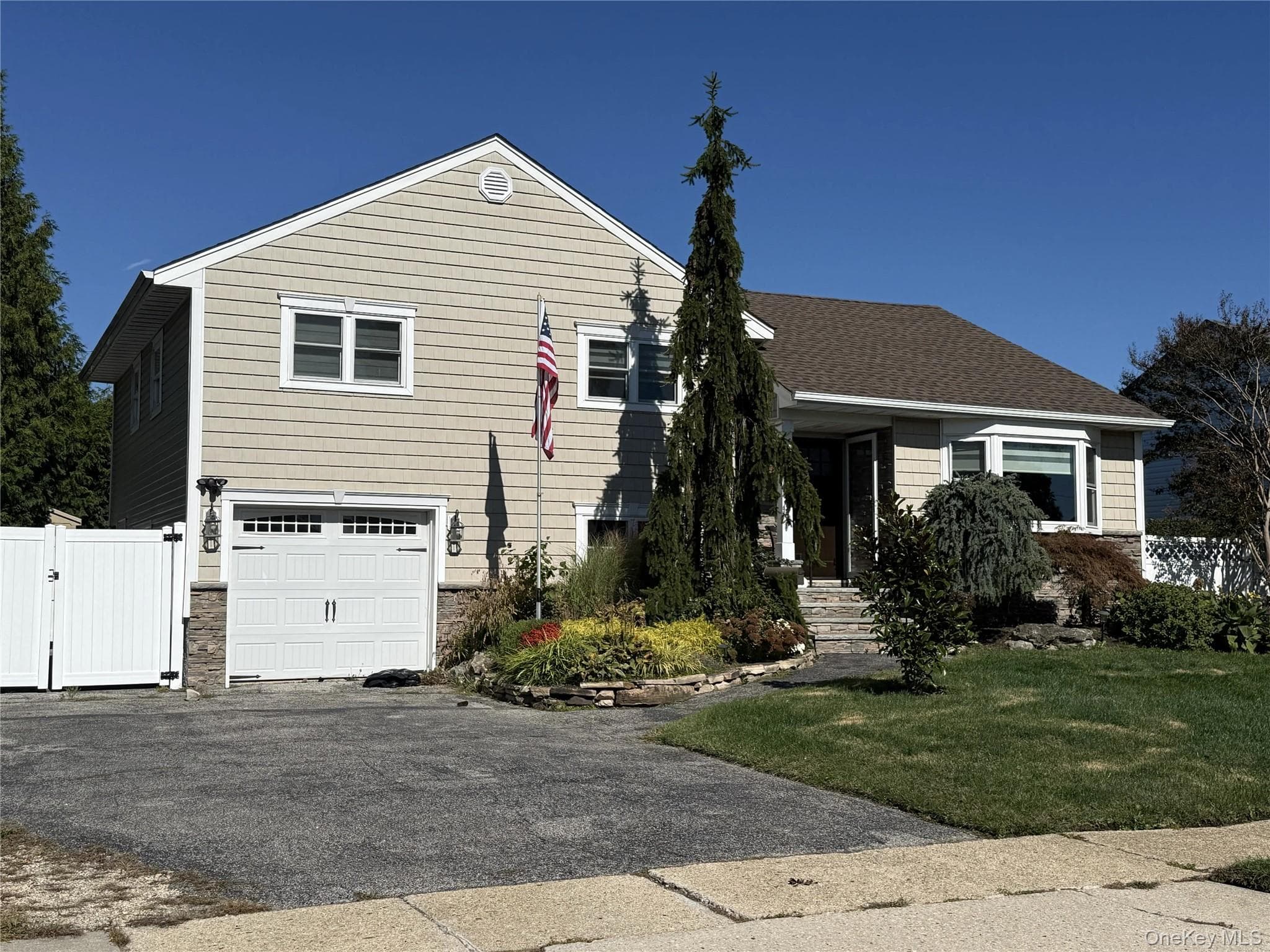 3681 Richard Lane, Wantagh