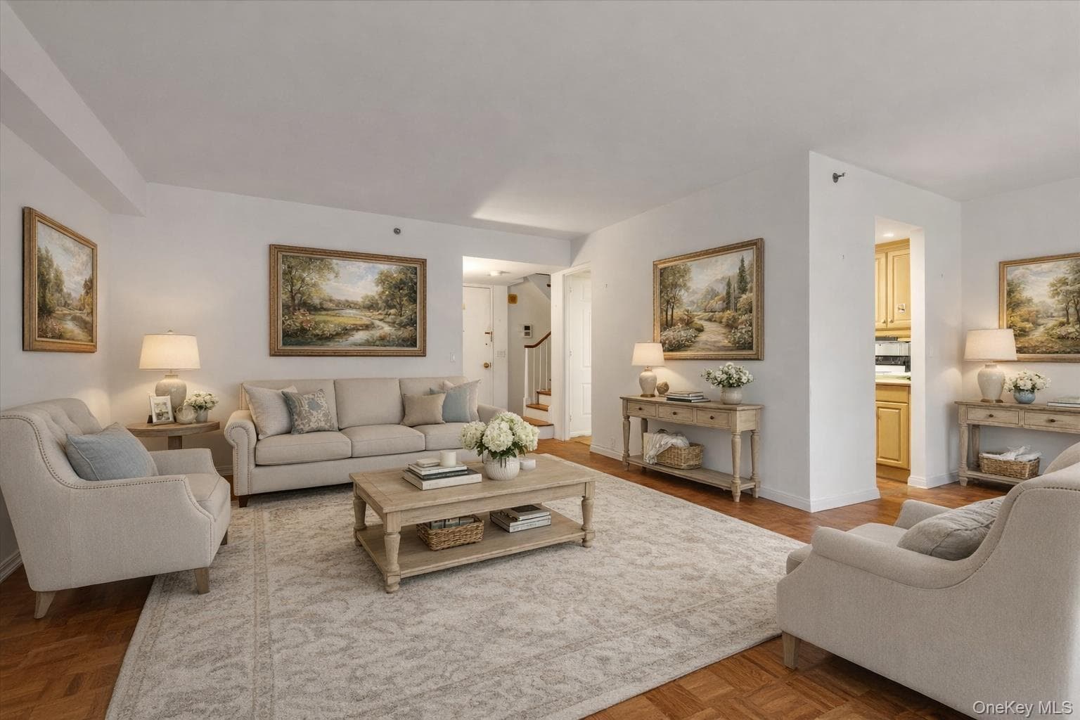 100 Hilton Avenue Unit: M3 thumbnail 3