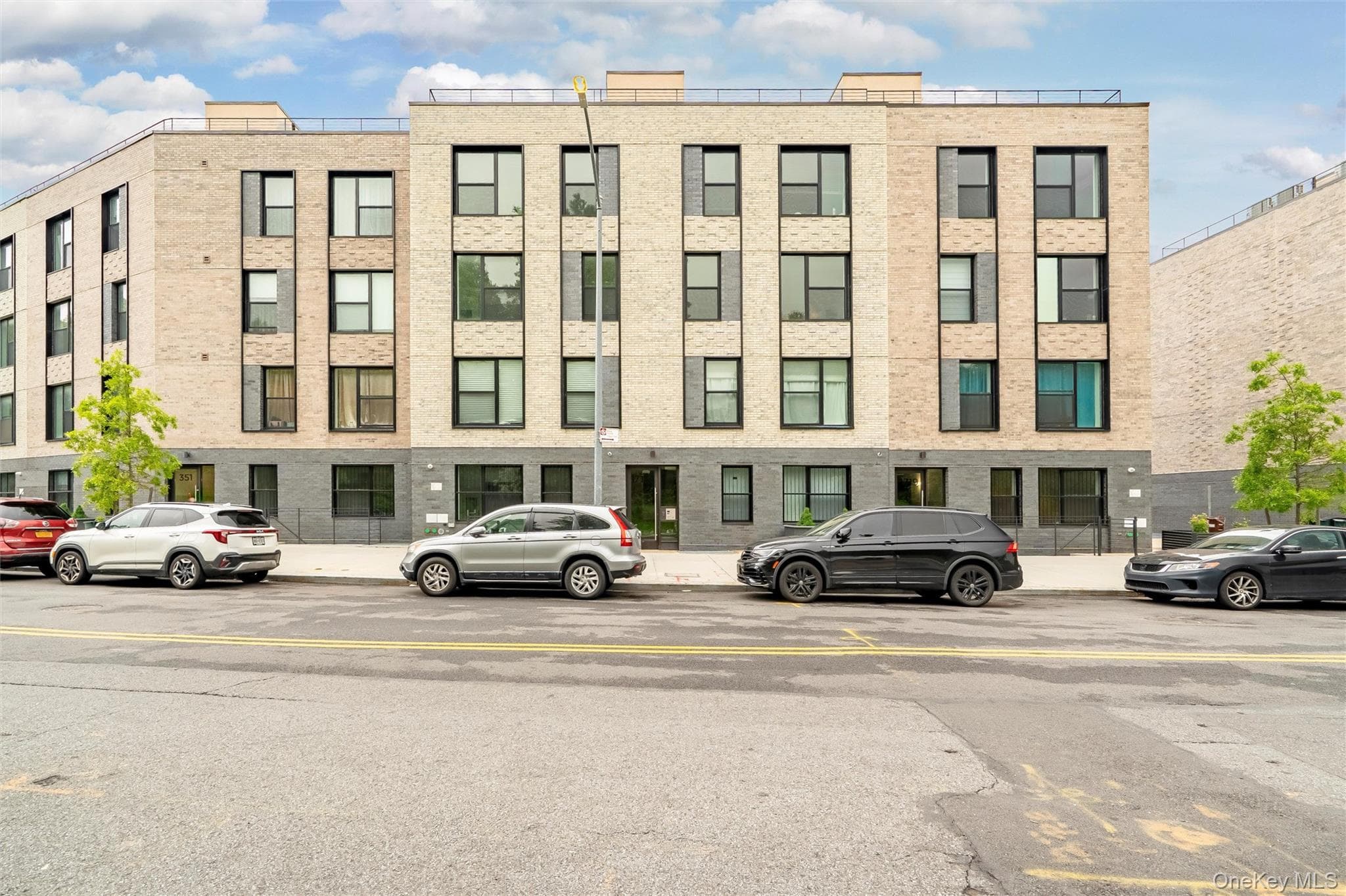 359 Bronx River Avenue Unit: 3B thumbnail 3