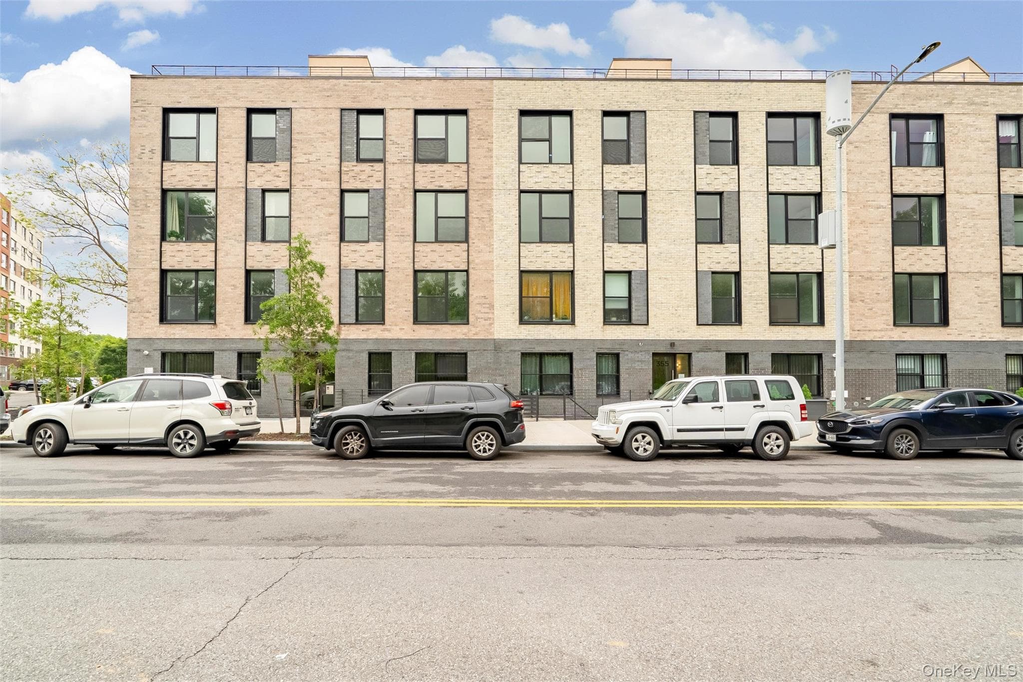 359 Bronx River Avenue Unit: 3B thumbnail 22