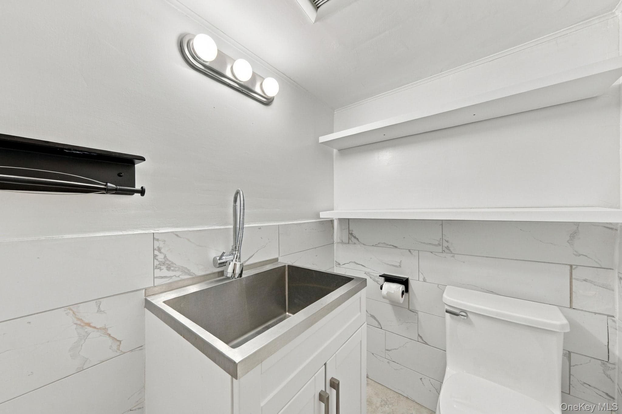 21 Revere Road thumbnail 18