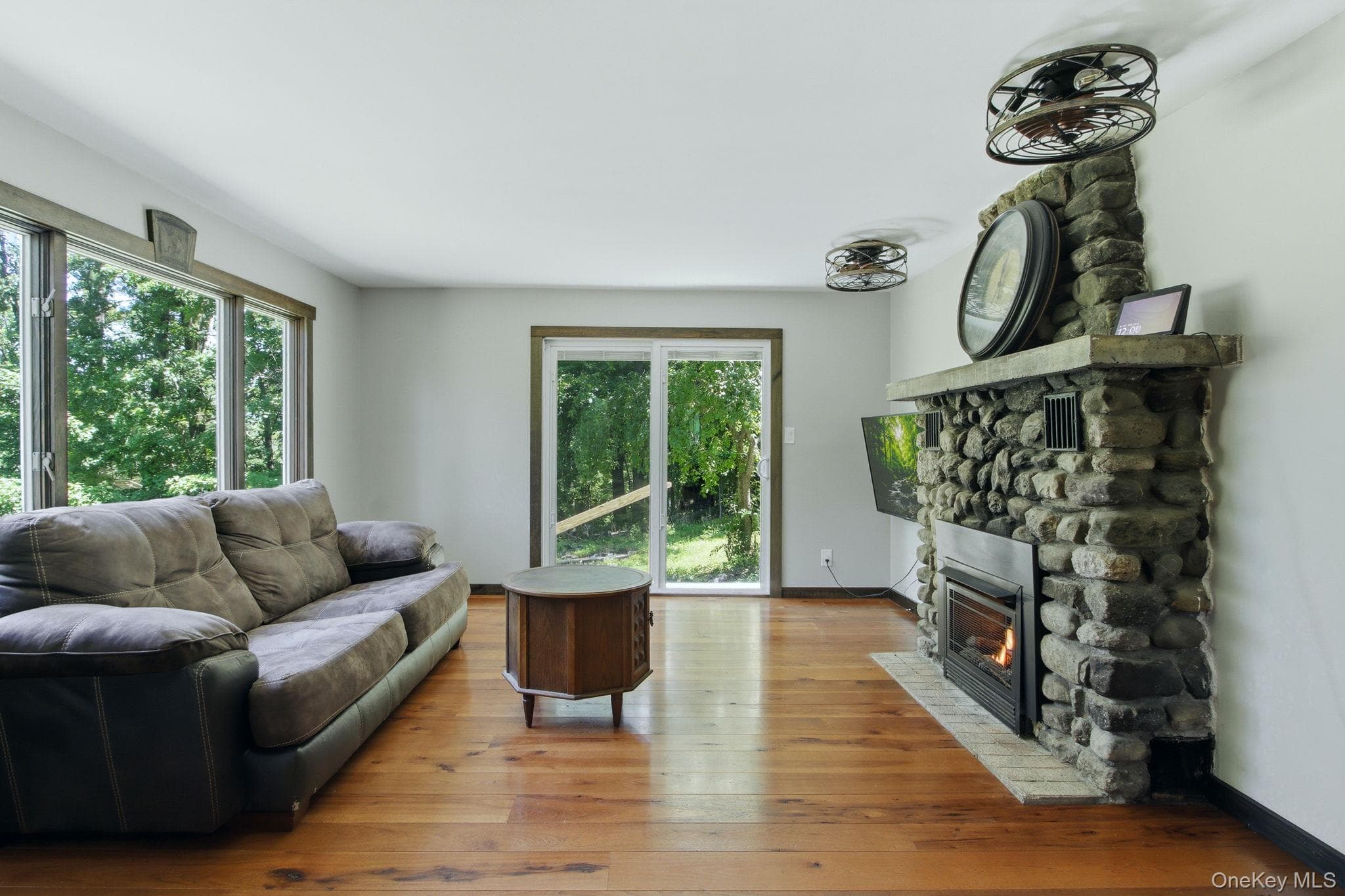 27 Rumsey Road thumbnail 10