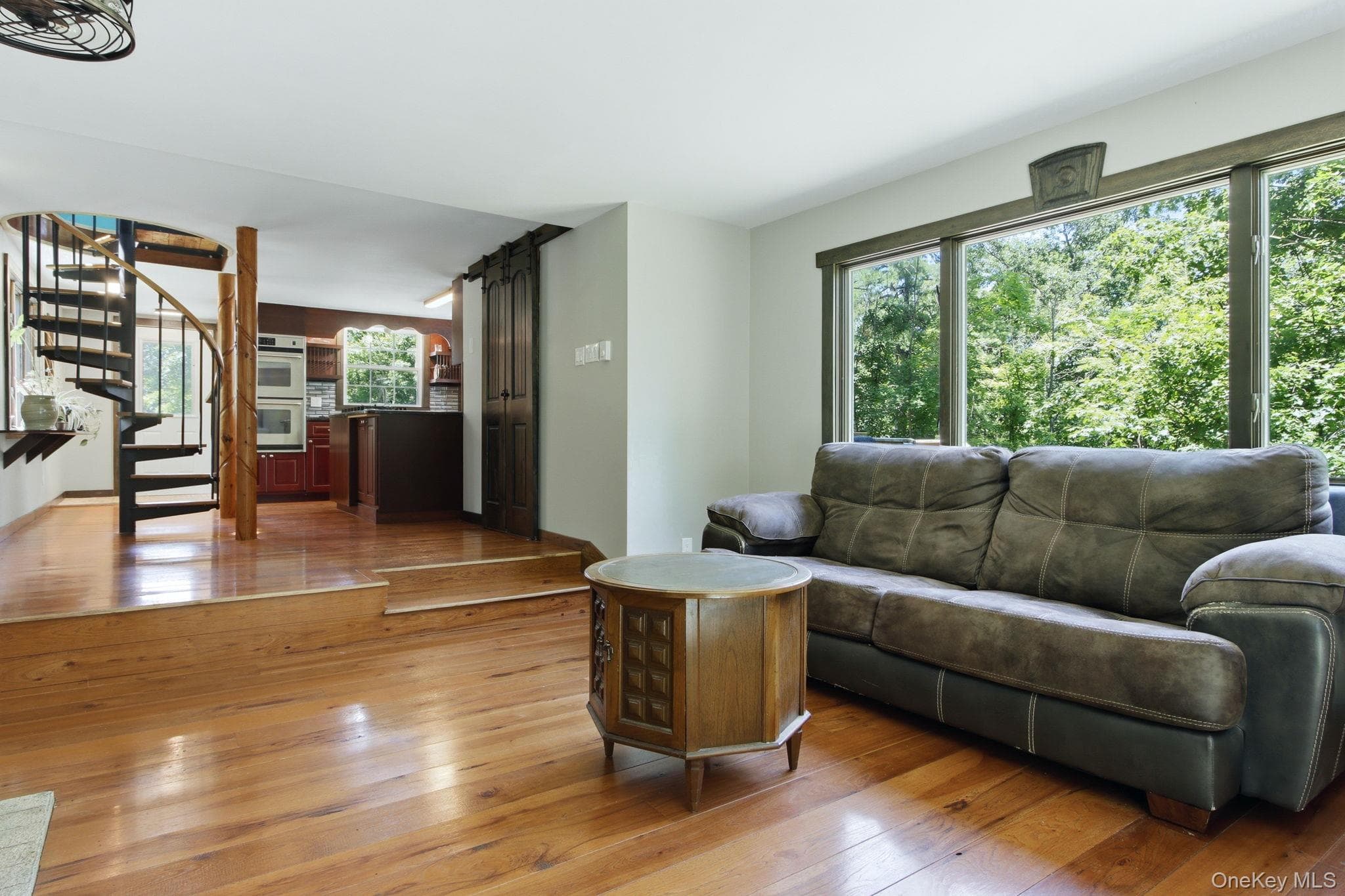 27 Rumsey Road thumbnail 12