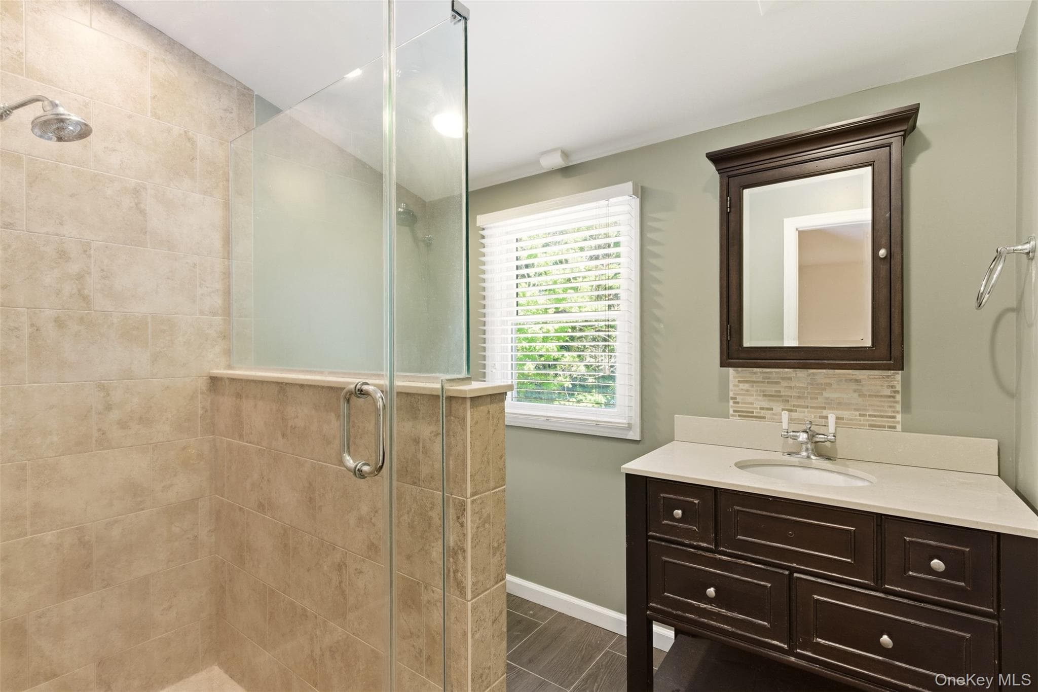 106 Vineyard Road thumbnail 20