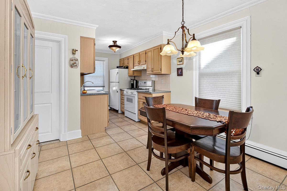 200 Lakeview Avenue thumbnail 9
