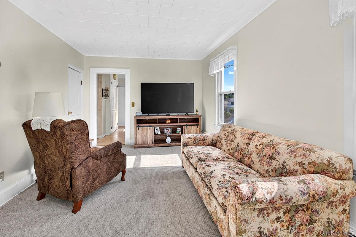 200 Lakeview Avenue thumbnail 15