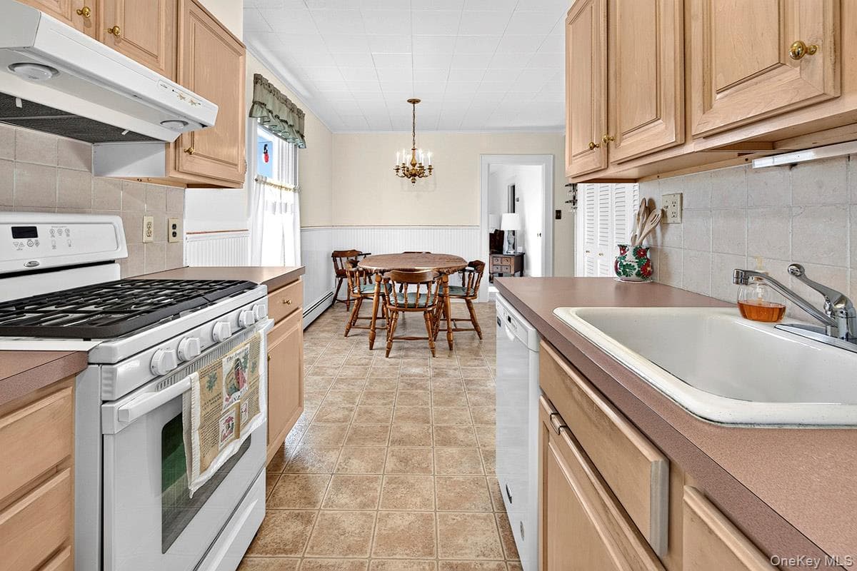 200 Lakeview Avenue thumbnail 21