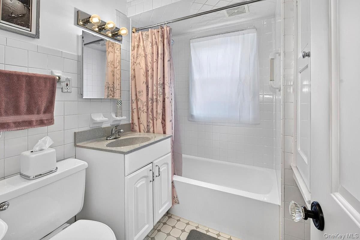 200 Lakeview Avenue thumbnail 12