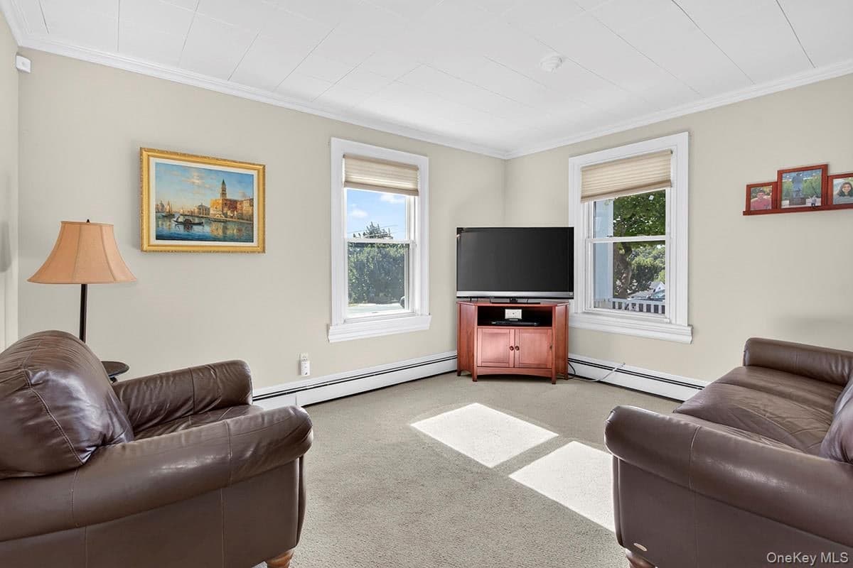200 Lakeview Avenue thumbnail 4