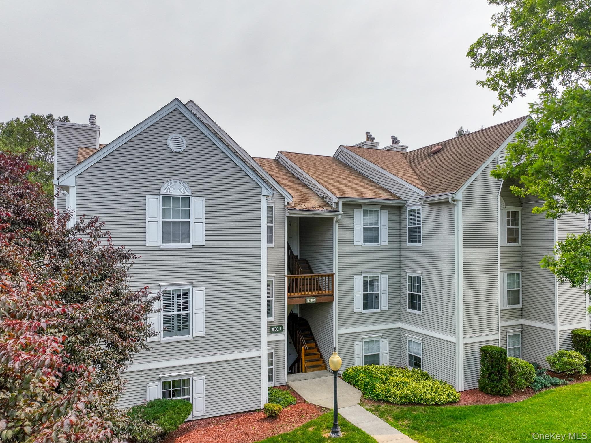 1130 Washington Green GRN thumbnail 3