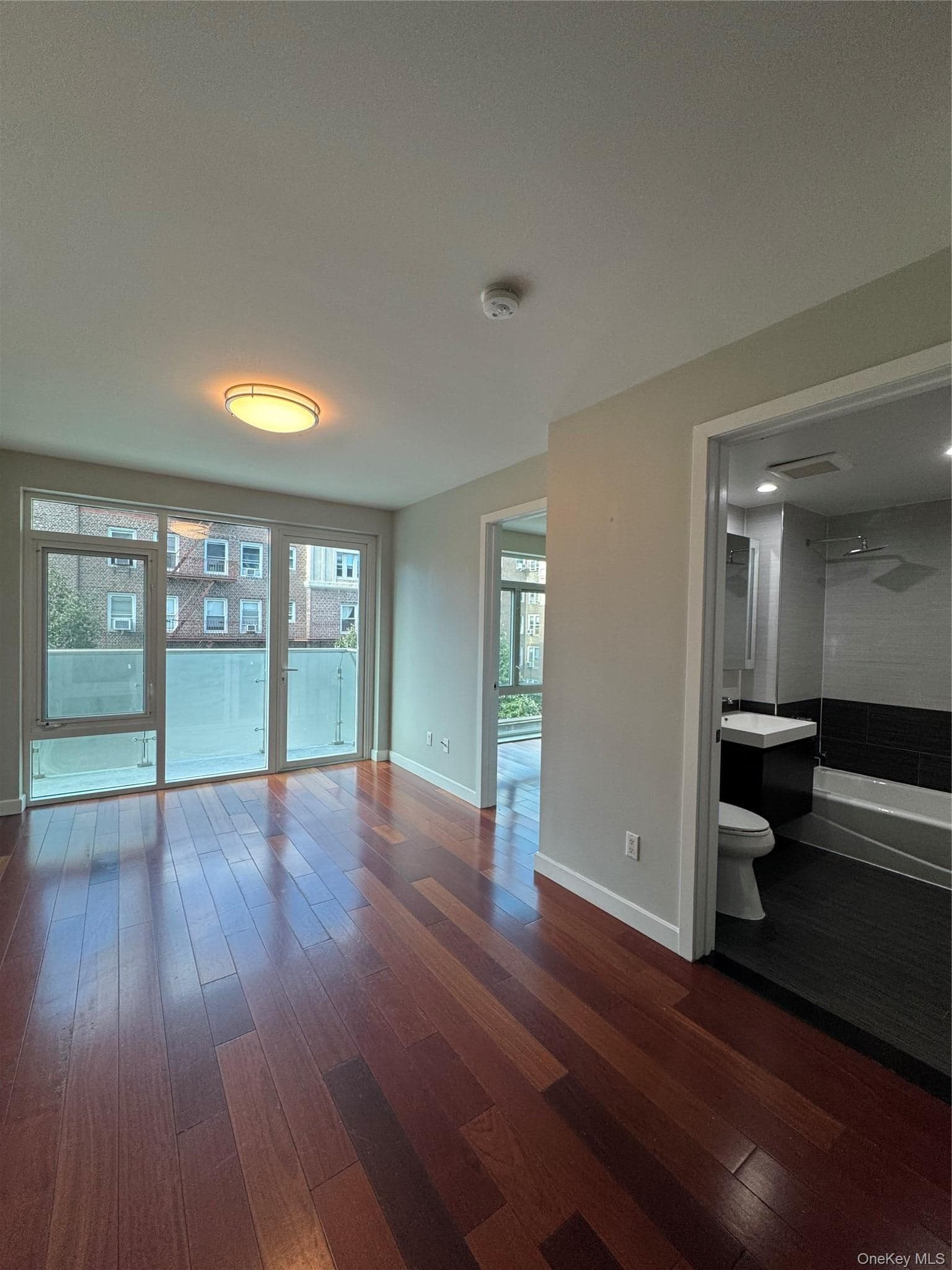 14238 37th Avenue Unit: 4A thumbnail 3