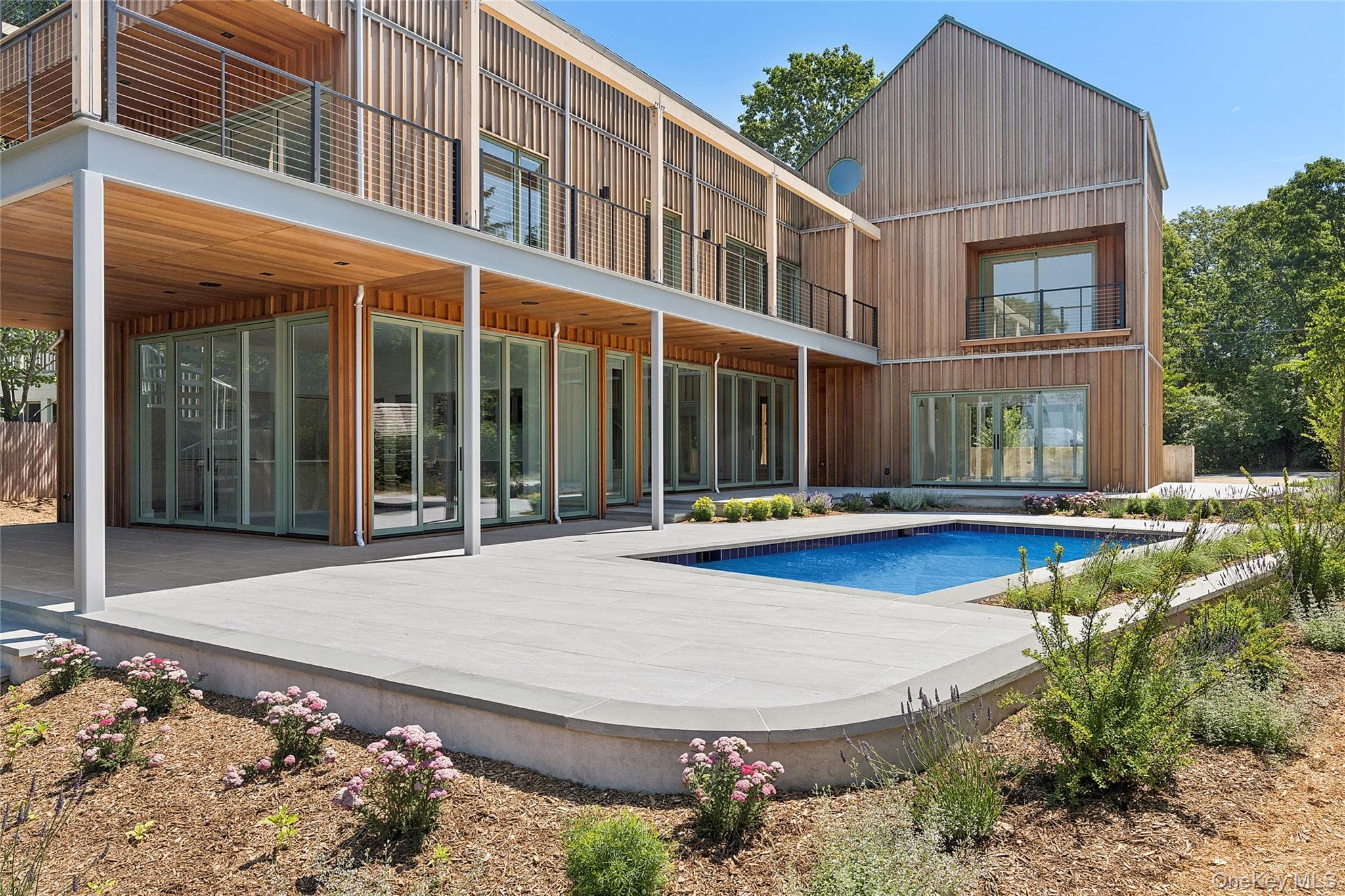 25 Bluff Point Road thumbnail 7
