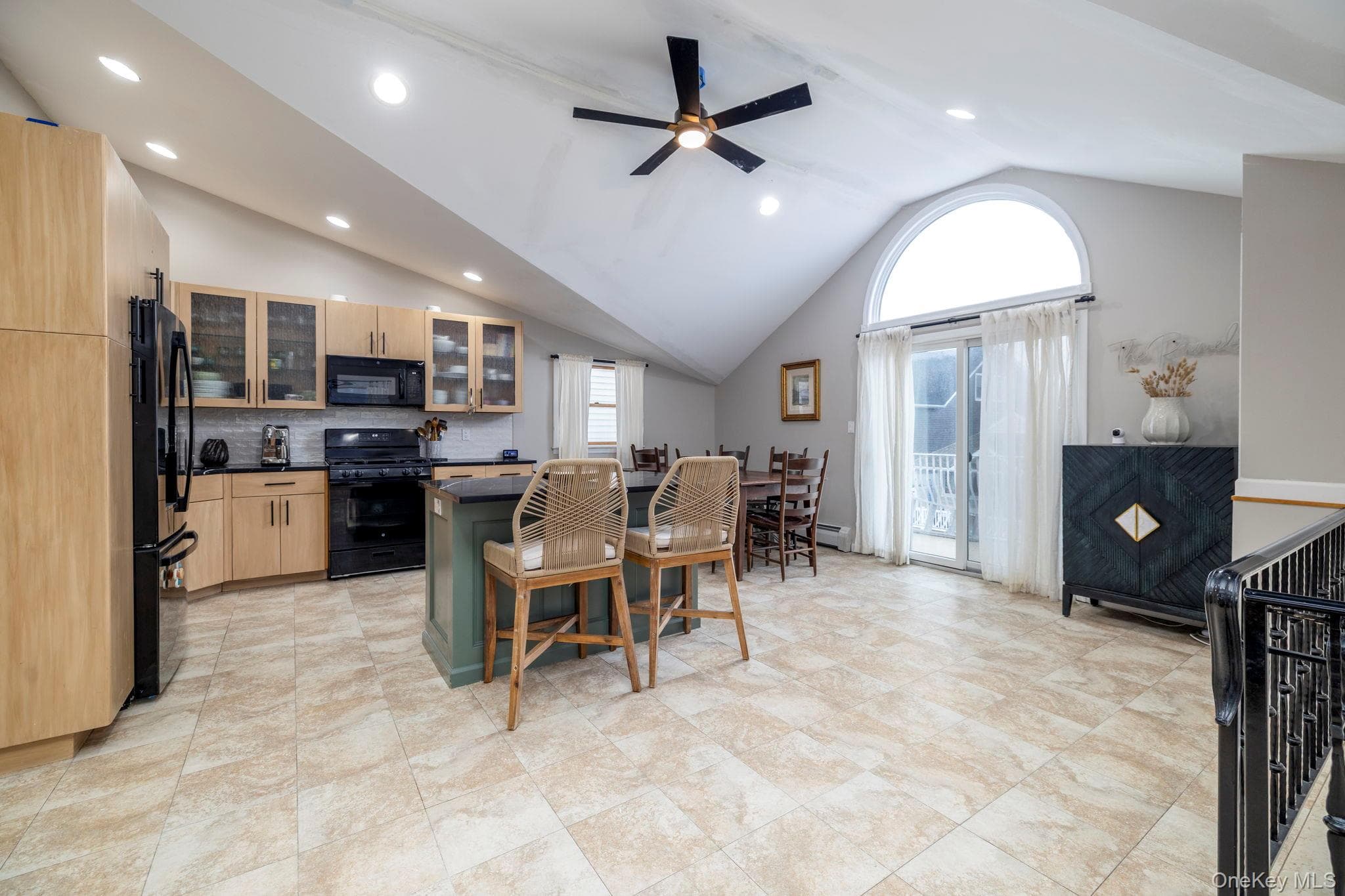 85 Virginia Avenue thumbnail 7