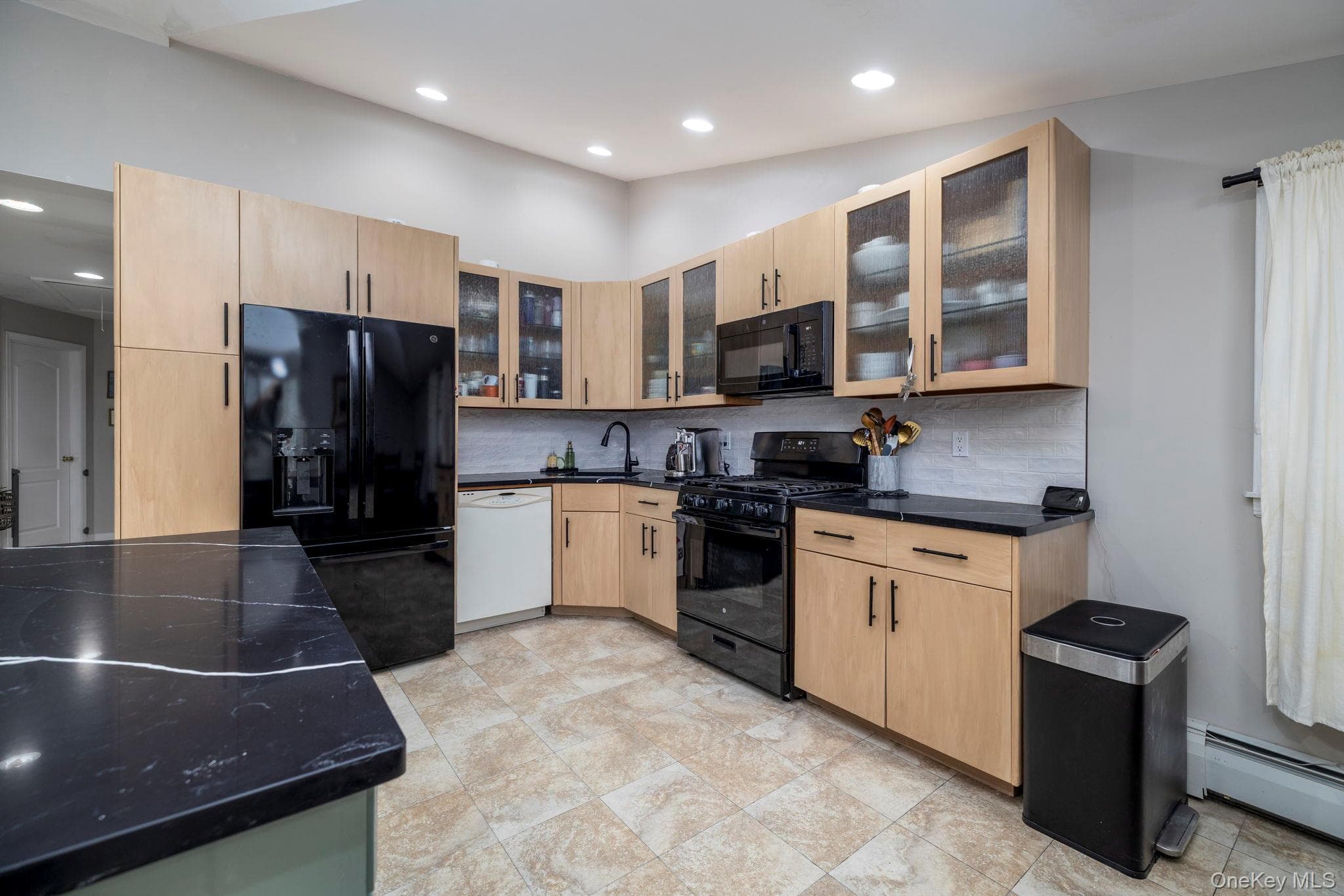 85 Virginia Avenue thumbnail 10