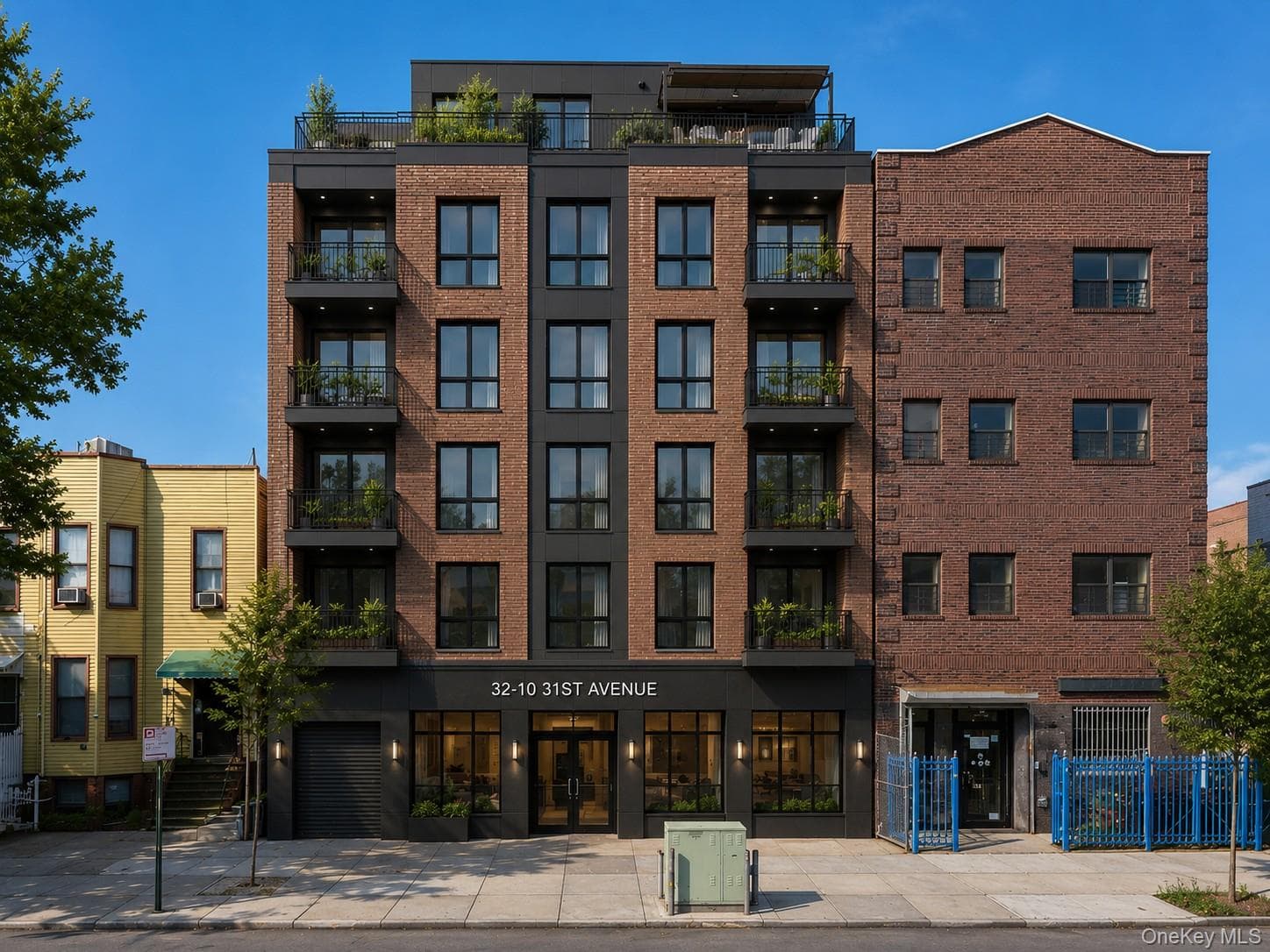 3210 31st Avenue thumbnail 2