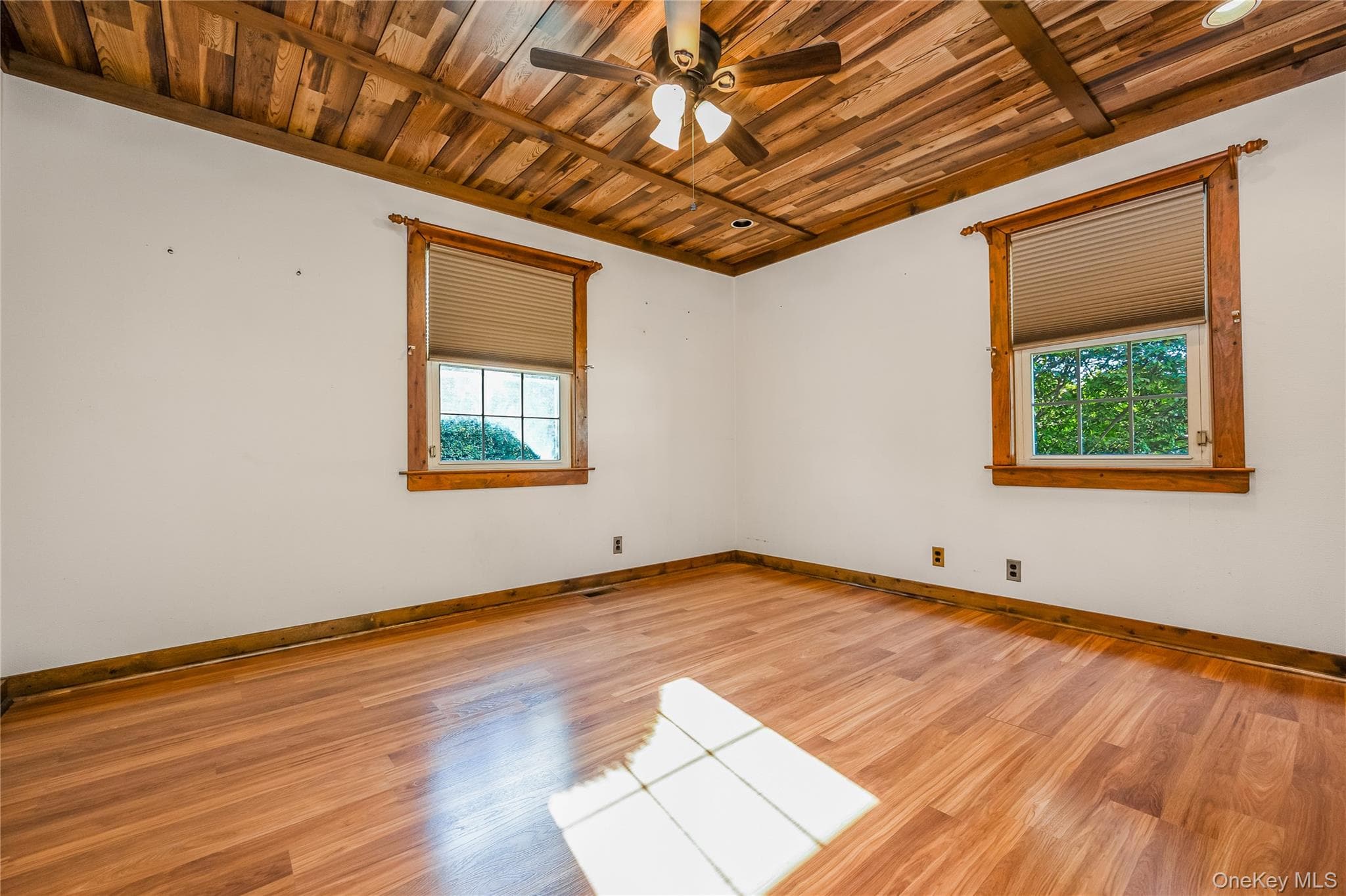 521 Patterson Street thumbnail 16