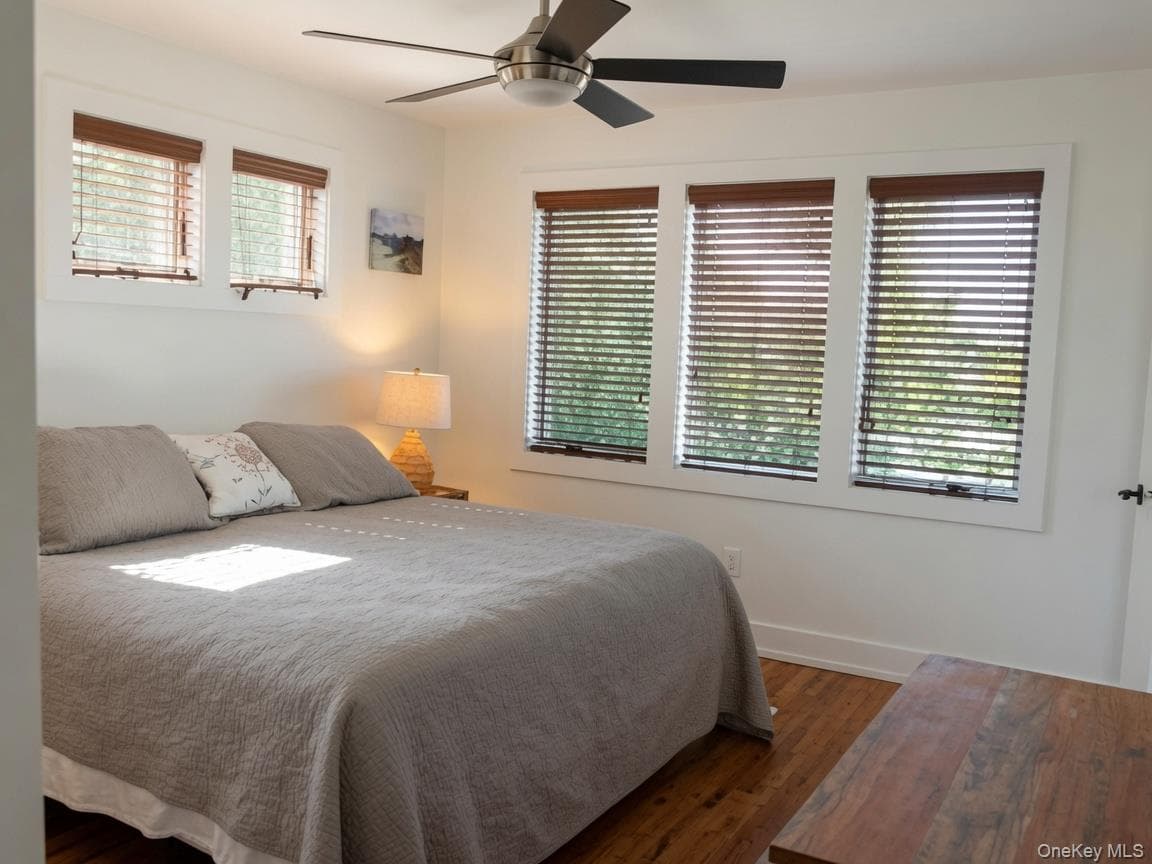 221 Bay Walk thumbnail 8