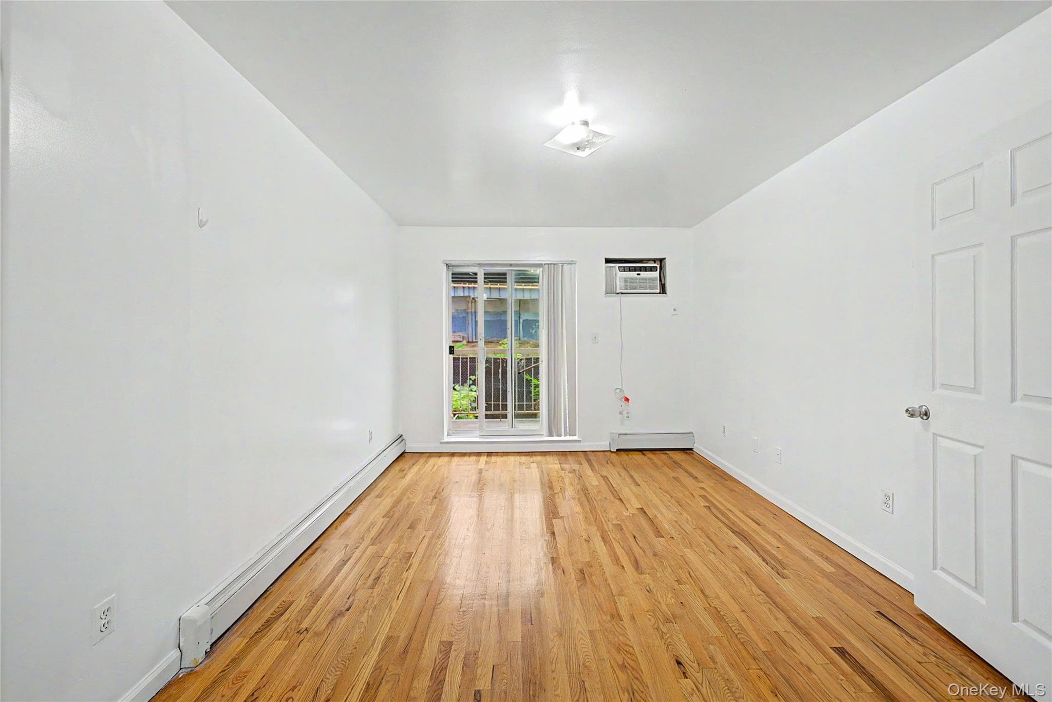 284 Dahlgren Place thumbnail 8