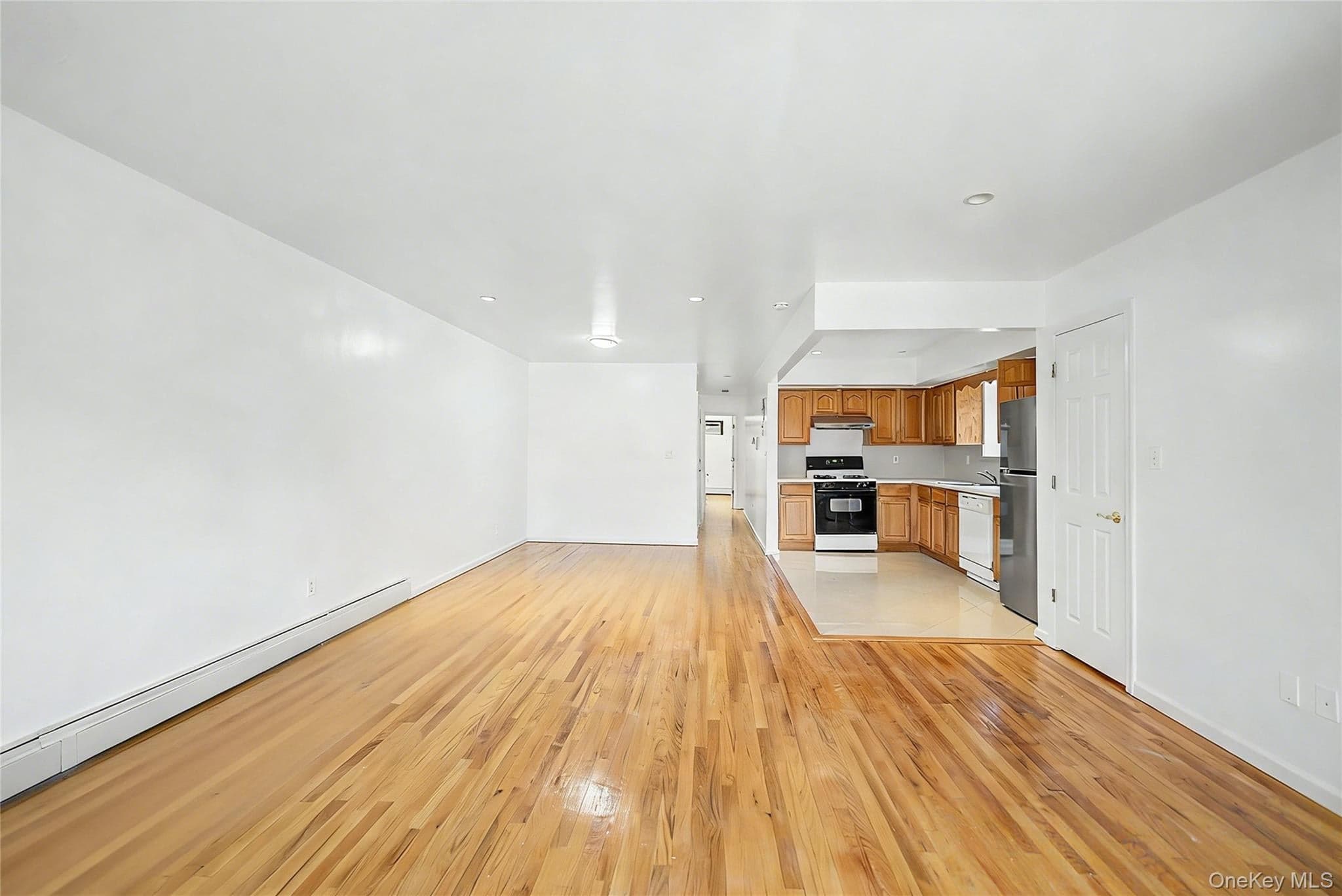 284 Dahlgren Place thumbnail 3