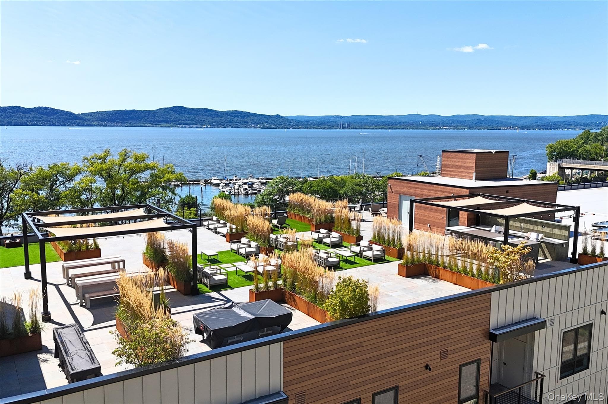 25 S Riverside Avenue Unit: 305, Croton-on-hudson