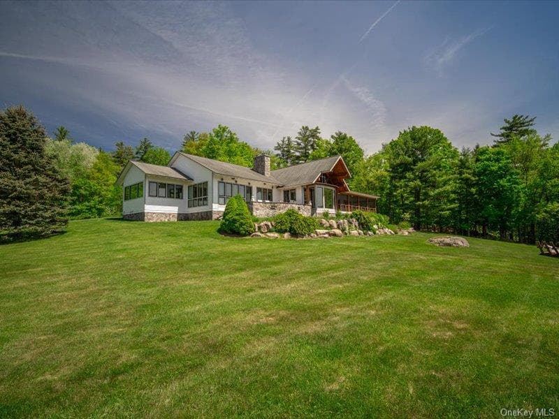354 Palisades Road thumbnail 10