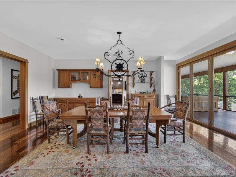 354 Palisades Road thumbnail 12