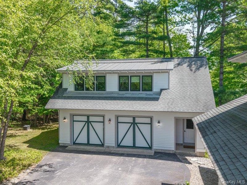 354 Palisades Road thumbnail 23