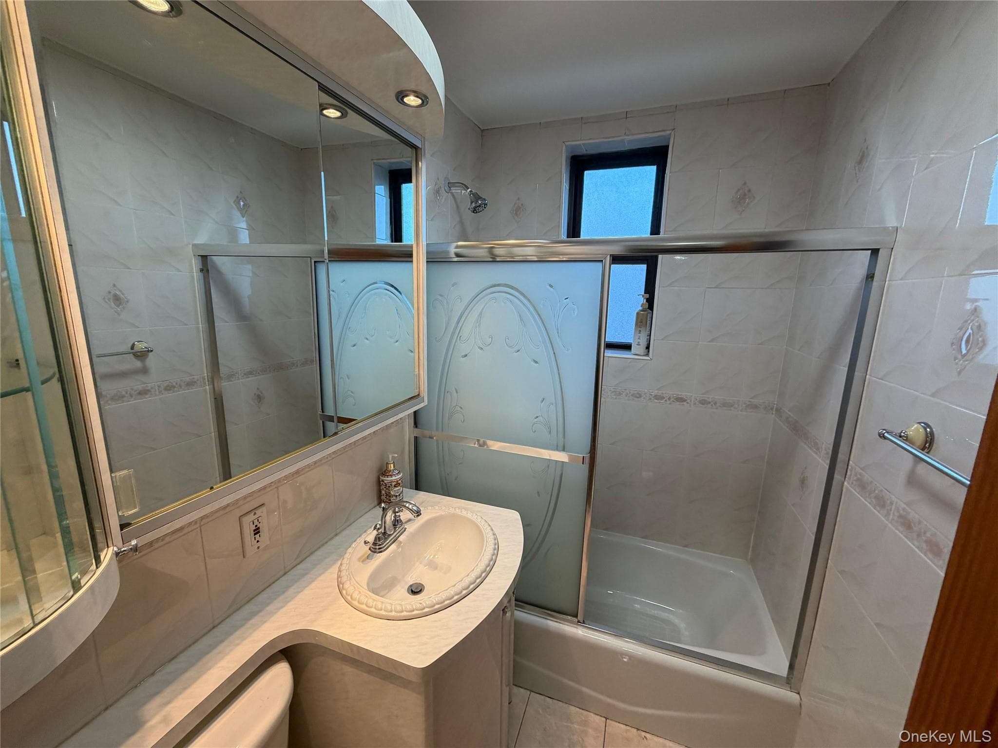 99-63 66th Avenue Unit: B12 thumbnail 14