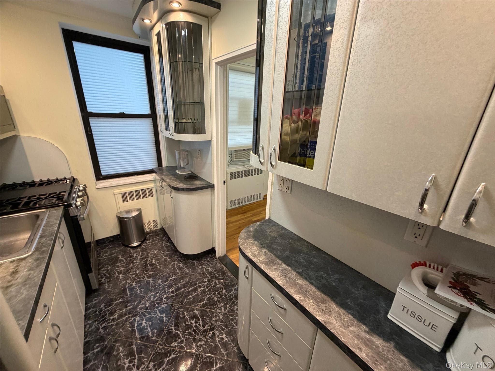 99-63 66th Avenue Unit: B12 thumbnail 2