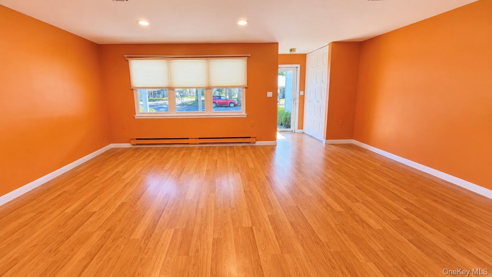 346 Edinburgh Drive thumbnail 6