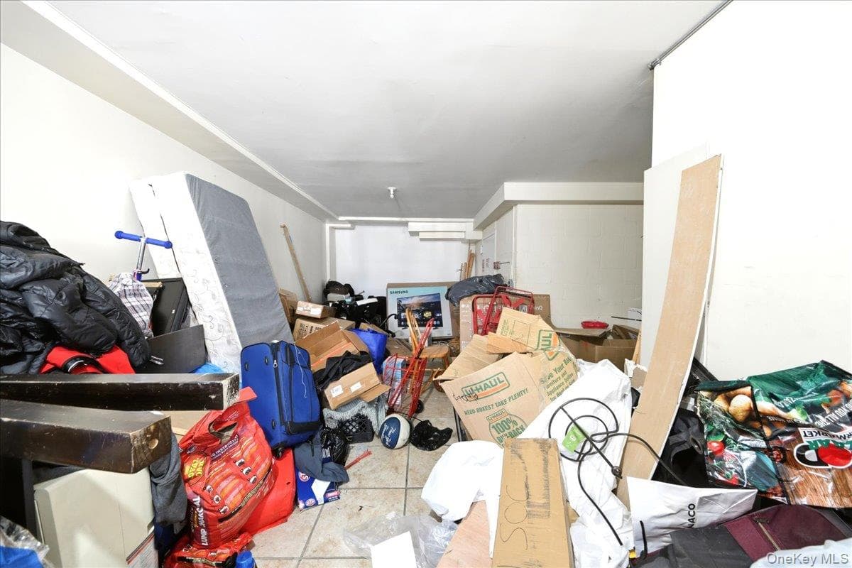 918 Summit Avenue thumbnail 37