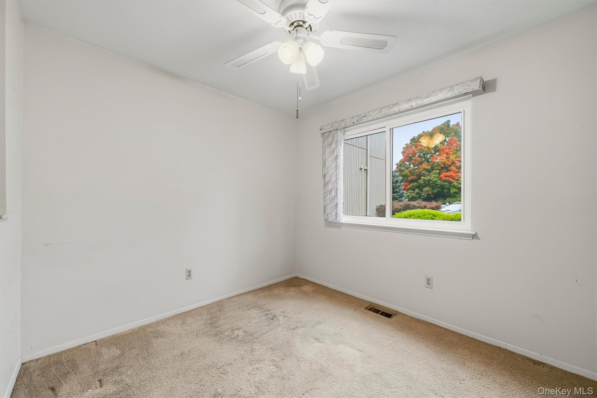 122 Sycamore Drive thumbnail 16