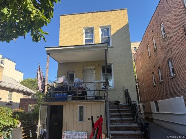 646 E 230th Street thumbnail 2