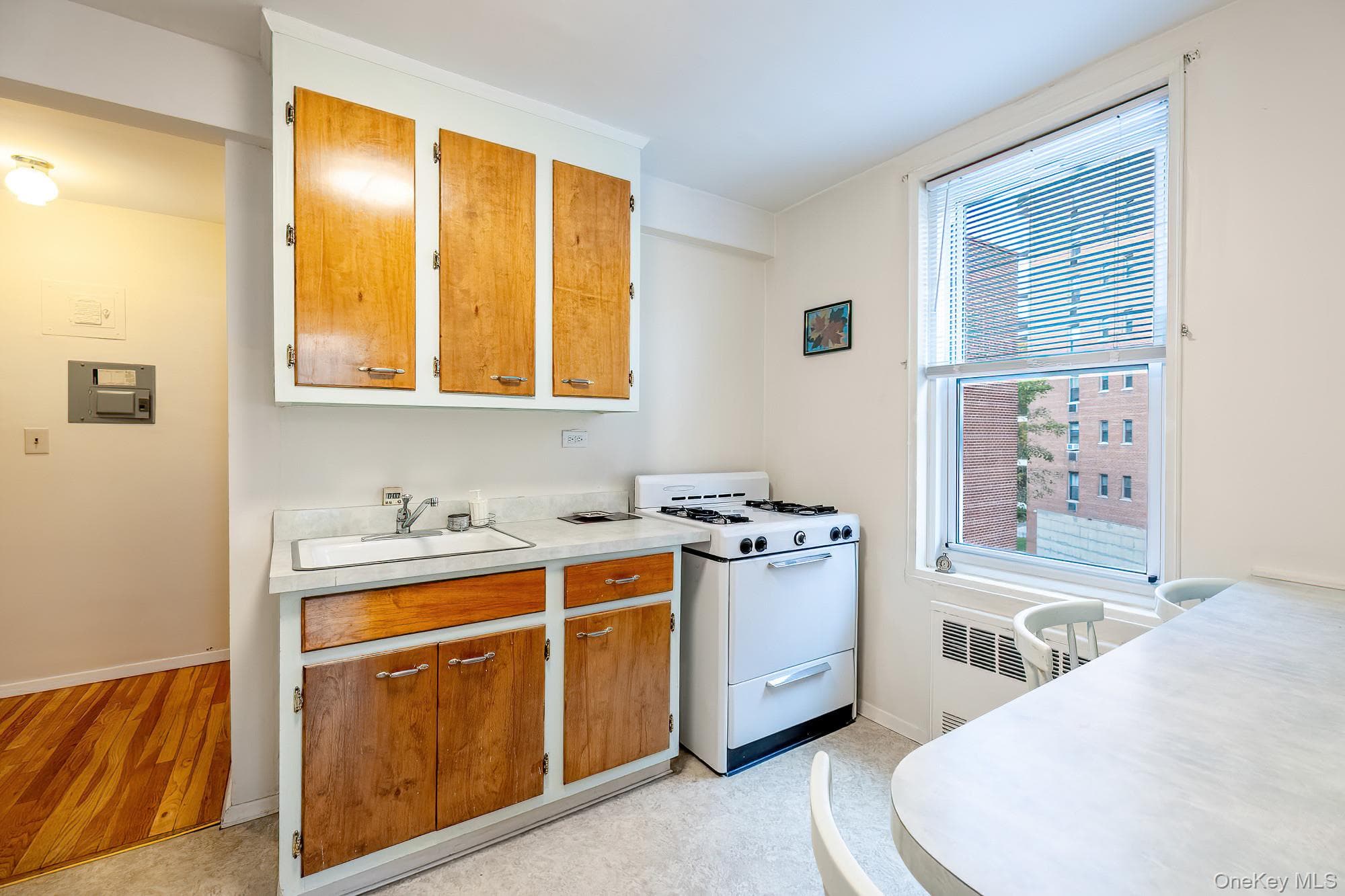 2390 Palisade Avenue Unit: 5J thumbnail 9