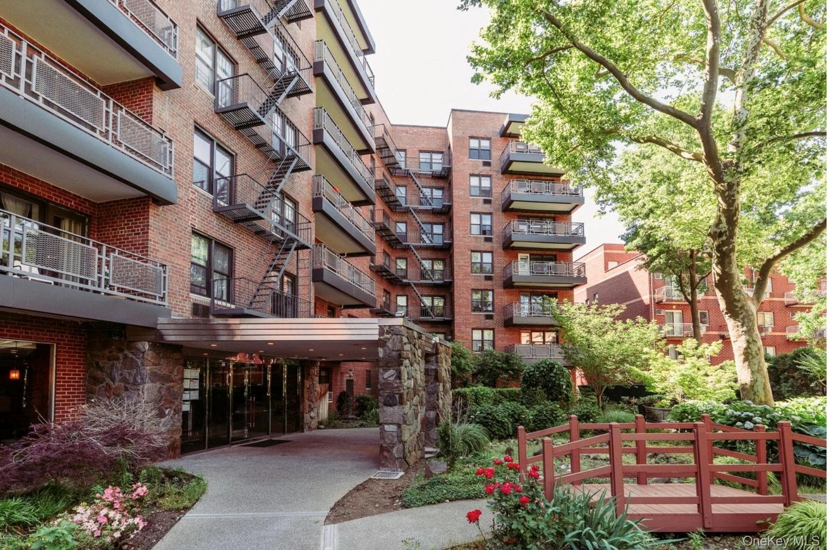 87-10 51st Avenue Unit: 7A, Elmhurst